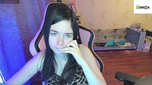 Crazy forest fairy online show from October 2025 04:57:02 AM