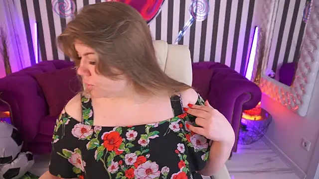 GabbieJay online show from July 2026 01:06:02 PM