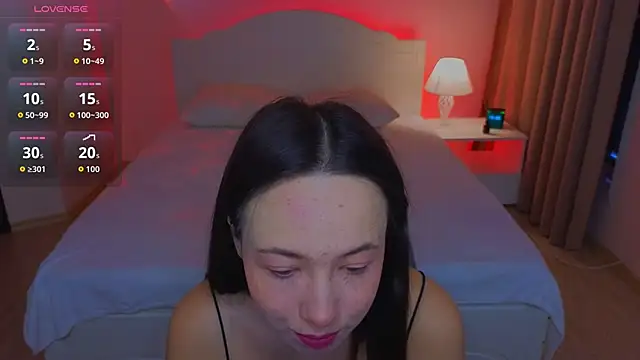 Hayle Hill online show from December 2025 02:38:01 AM