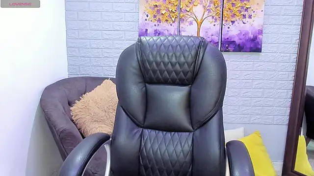  alaiasmile  online show from September 2025 07:19:02 PM