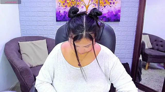  alaiasmile  online show from March 2026 04:33:02 PM