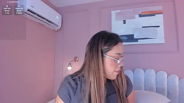 Snapshot of mara_brooks chatting on February 2025 06:10:02 PM mara brooks online show from February 2025 06:10:02 PM