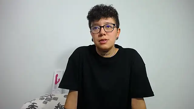 alex noa online show from February 2025 10:30:02 PM