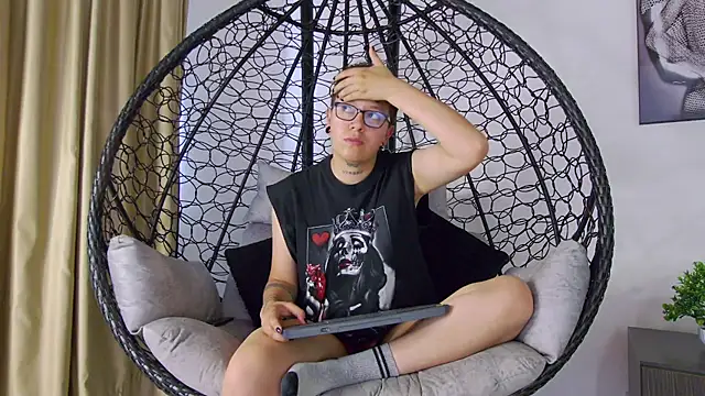 alex noa online show from March 2026 07:21:02 PM