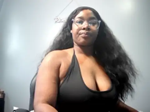 Snapshot of richoffeka chatting on May 2026 08:36:02 PM richoffeka online show from May 2026 08:36:02 PM