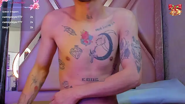 kendalltaylorr online show from December 2024 08:37:02 AM