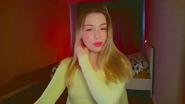 Snapshot of mia_raspberrie chatting on February 2025 08:55:02 AM mia raspberrie online show from February 2025 08:55:02 AM