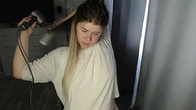 MelissaXKinky online show from March 2025 09:42:01 AM