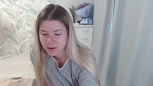 MelissaXKinky online show from September 2025 02:44:01 AM