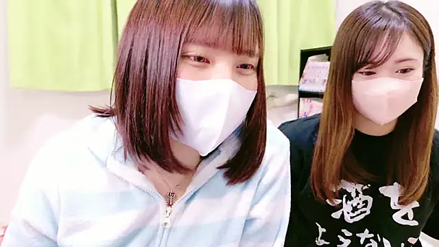 Snapshot of senachinnn chatting on January 2025 06:09:01 AM senachinnn online show from January 2025 06:09:01 AM