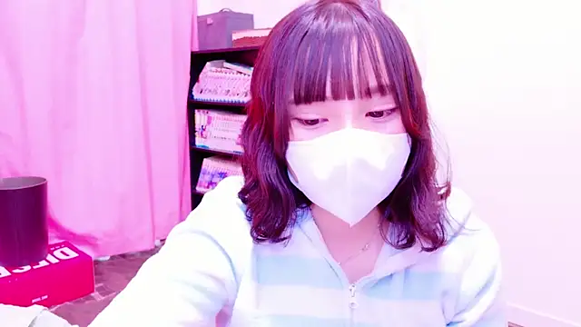 Snapshot of senachinnn chatting on January 2025 06:03:02 AM senachinnn online show from January 2025 06:03:02 AM