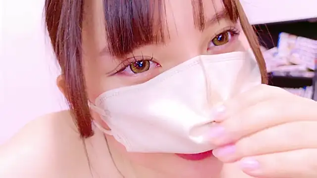 Snapshot of senachinnn chatting on February 2025 03:05:02 PM senachinnn online show from February 2025 03:05:02 PM