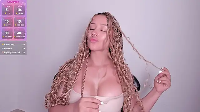 Snapshot of ElissaDominguez chatting on March 2025 02:15:01 AM ElissaDominguez online show from March 2025 02:15:01 AM