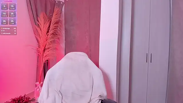 Snapshot of ElissaDominguez chatting on November 2025 02:55:02 AM ElissaDominguez online show from November 2025 02:55:02 AM