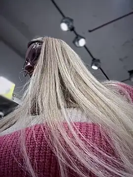 Snapshot of Teya_moon_ chatting on February 2025 12:11:01 PM Teya moon  online show from February 2025 12:11:01 PM