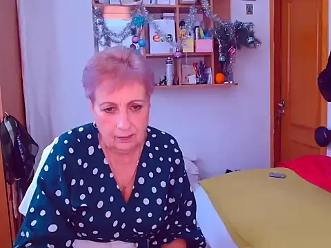 Snapshot of Victoria5643 chatting on December 2024 09:28:02 AM Victoria5643 online show from December 2024 09:28:02 AM