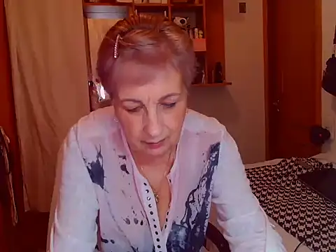 Snapshot of Victoria5643 chatting on March 2025 08:10:02 PM Victoria5643 online show from March 2025 08:10:02 PM