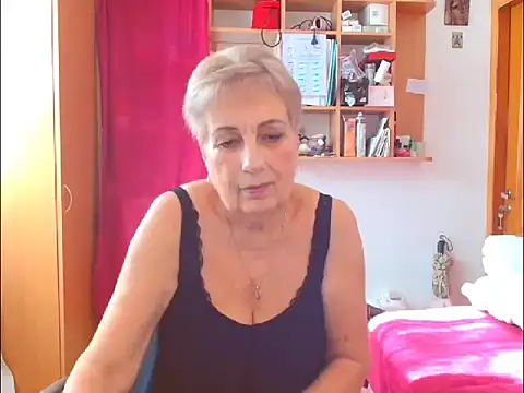 Snapshot of Victoria5643 chatting on October 2025 09:53:01 AM Victoria5643 online show from October 2025 09:53:01 AM