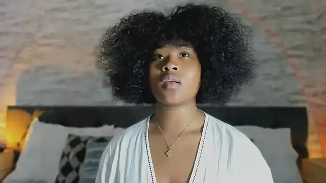 Snapshot of Anneth__M chatting on November 2025 07:45:02 PM Anneth M online show from November 2025 07:45:02 PM