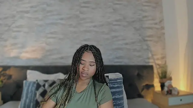 Snapshot of Anneth__M chatting on June 2026 07:40:01 PM Anneth M online show from June 2026 07:40:01 PM