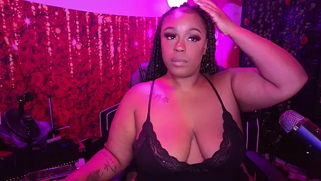 cheriserozequeen online show from May 2026 11:45:02 PM