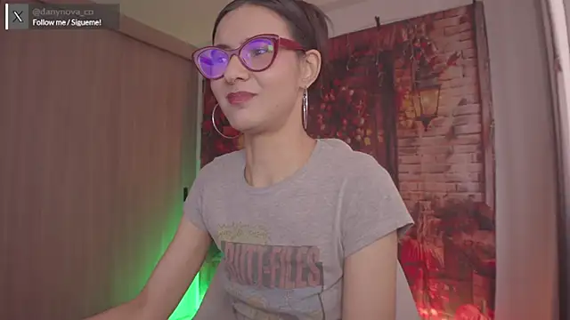 DanyNova Co online show from November 2025 09:13:01 PM