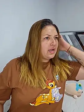 Snapshot of Sofia_Queen17 chatting on September 2025 03:29:01 AM Sofia Queen17 online show from September 2025 03:29:01 AM