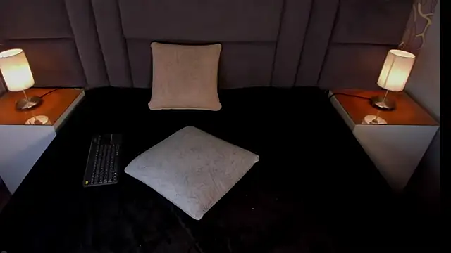 Snapshot of ana_beckett chatting on February 2025 03:05:02 PM ana beckett online show from February 2025 03:05:02 PM