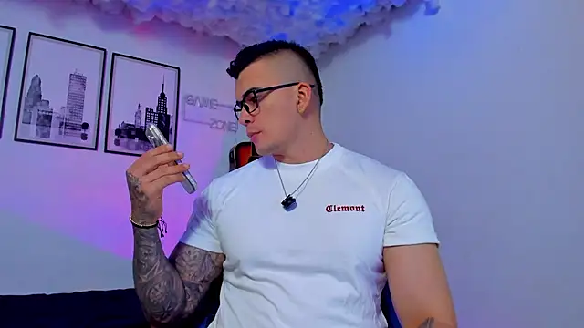 Snapshot of seancarreraa chatting on April 2026 11:20:02 PM seancarreraa online show from April 2026 11:20:02 PM