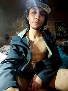 Pitudo20cmm online show from September 2025 07:52:02 AM