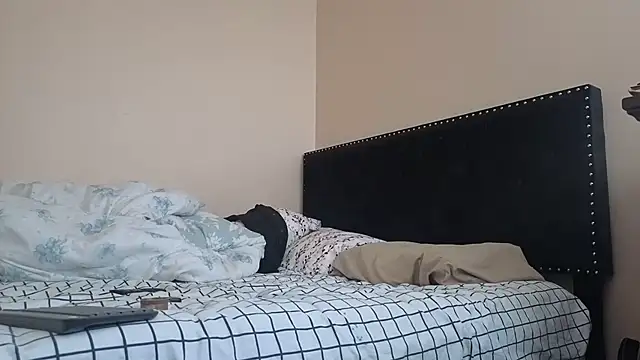 hailzeffn online show from October 2025 04:02:01 PM