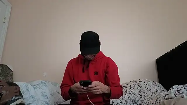 hailzeffn online show from October 2025 01:23:02 PM