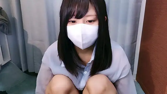 Snapshot of YUTSU_KI chatting on April 2026 01:53:01 PM YUTSU KI online show from April 2026 01:53:01 PM