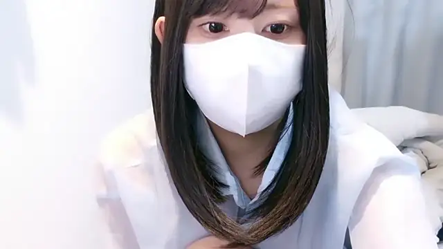 Snapshot of YUTSU_KI chatting on June 2026 04:04:02 PM YUTSU KI online show from June 2026 04:04:02 PM