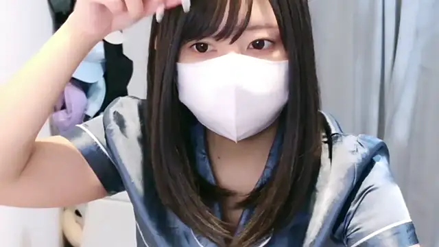 Snapshot of YUTSU_KI chatting on August 2026 05:23:02 PM YUTSU KI online show from August 2026 05:23:02 PM