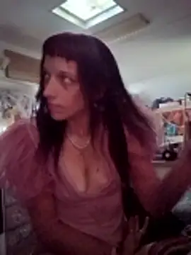 Snapshot of whitetrashdirtyslut chatting on April 2026 01:49:01 PM whitetrashdirtyslut online show from April 2026 01:49:01 PM