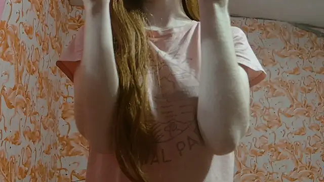 strawberrysmoothie online show from December 2025 10:36:01 PM