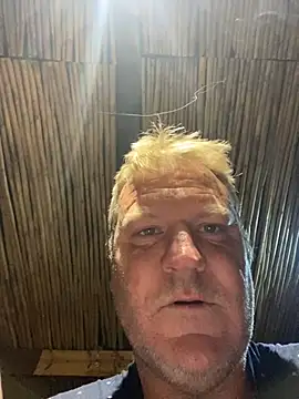 sexycouple109 online show from December 2024 12:29:01 AM