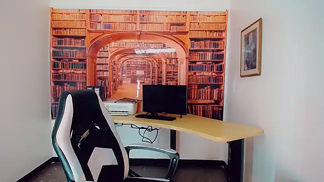 khiara moretti online show from January 2025 01:35:01 AM