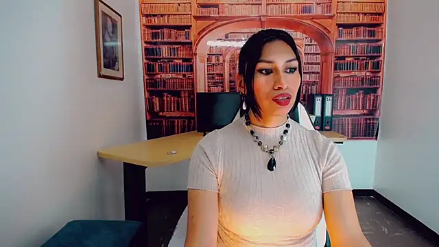 khiara moretti online show from January 2025 07:28:01 PM