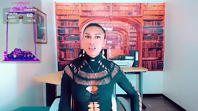 khiara moretti online show from January 2025 07:35:01 PM