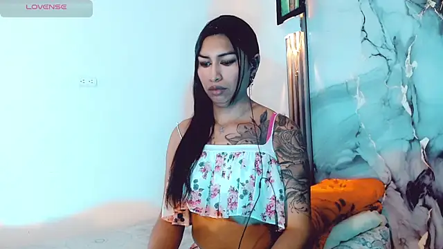 khiara moretti online show from October 2025 11:07:01 AM