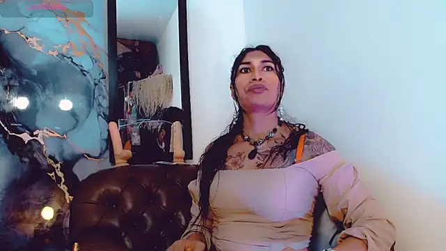 khiara moretti online show from November 2025 11:10:01 AM