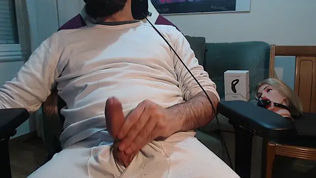 Snapshot of master4subslut chatting on February 2025 01:05:02 AM master4subslut online show from February 2025 01:05:02 AM