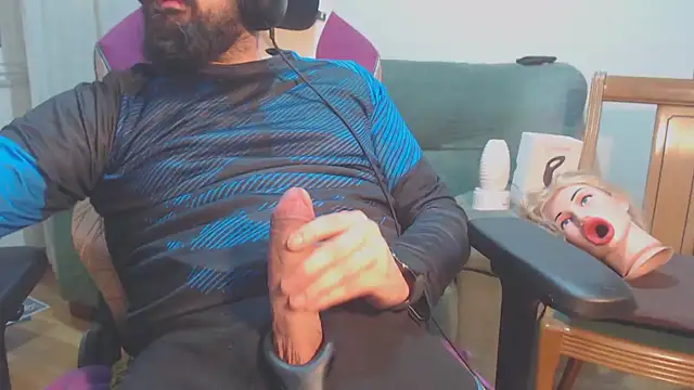 Snapshot of master4subslut chatting on February 2025 11:04:02 PM master4subslut online show from February 2025 11:04:02 PM