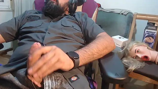 Snapshot of master4subslut chatting on September 2025 09:53:01 PM master4subslut online show from September 2025 09:53:01 PM