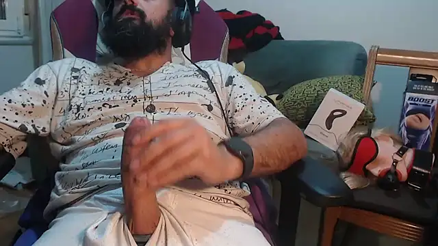 Snapshot of master4subslut chatting on October 2025 11:45:02 PM master4subslut online show from October 2025 11:45:02 PM