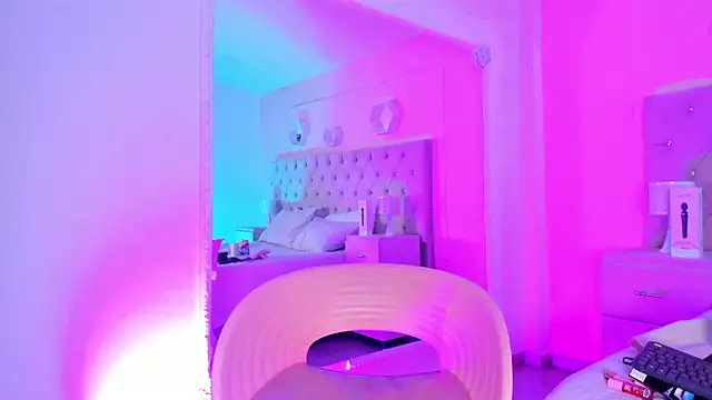 Agathaargent  online show from December 2024 03:07:01 AM