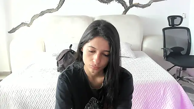 Agathaargent  online show from January 2025 09:14:02 PM