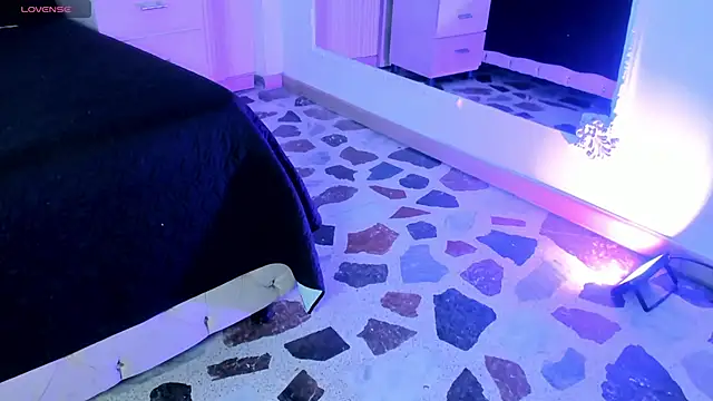 Agathaargent  online show from October 2025 04:33:02 AM